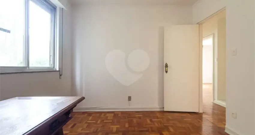 Apartamento com 3 quartos à venda na Rua Haddock Lobo, --, Jardim América, São Paulo