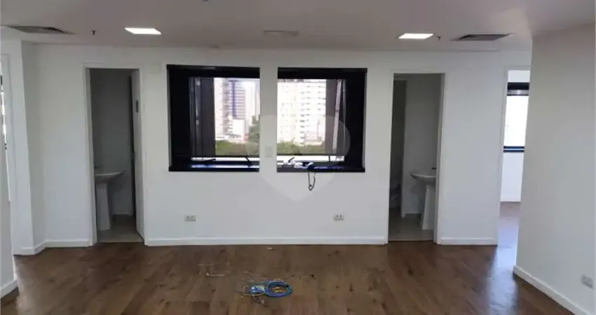 Sala comercial à venda na Avenida Ibirapuera, --, Moema, São Paulo