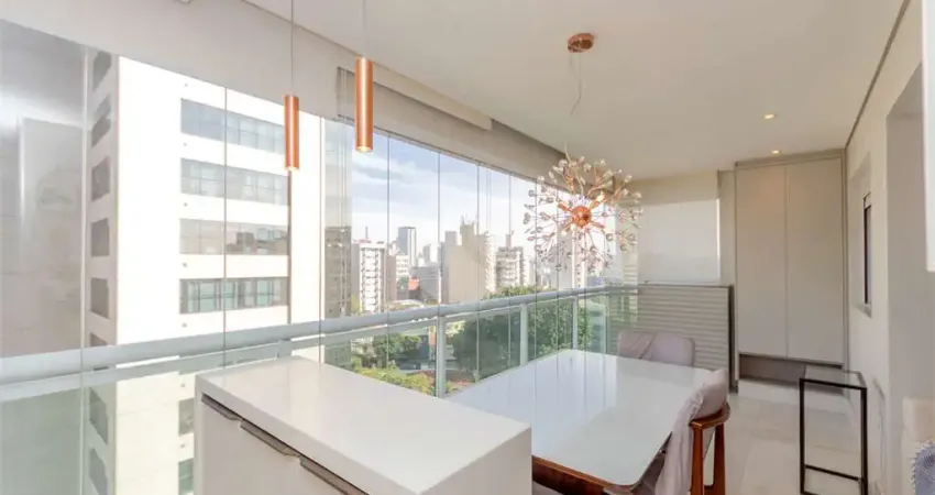 Apartamento à venda na aclimação com 74 m², 2 dormitórios (1 suíte), 2 banheiros e 2 vagas