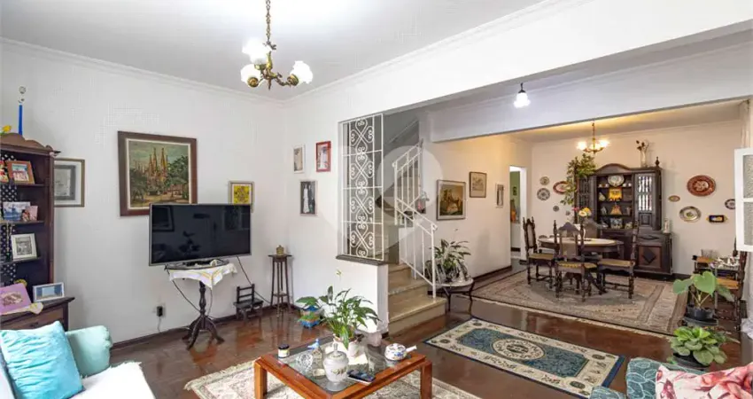 Casa com 4 quartos à venda na Rua Tenente Henrique Gil Neto, --, Vila Mariana, São Paulo