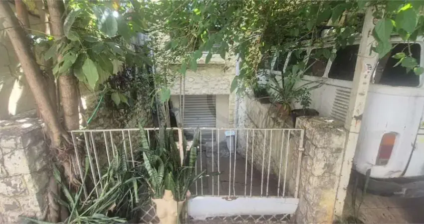 Casa com 3 quartos à venda na Rua Caiubi, --, Perdizes, São Paulo