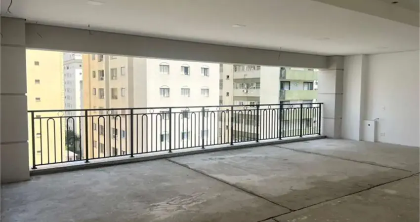 Apartamento de 201 m² com 3 suítes, 3 vagas, sala ampla com terraço nivelado no jardim paulista