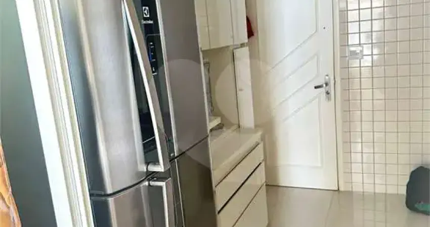 Apartamento com 3 quartos à venda na Alameda Joaquim Eugênio de Lima, --, Jardim Paulista, São Paulo