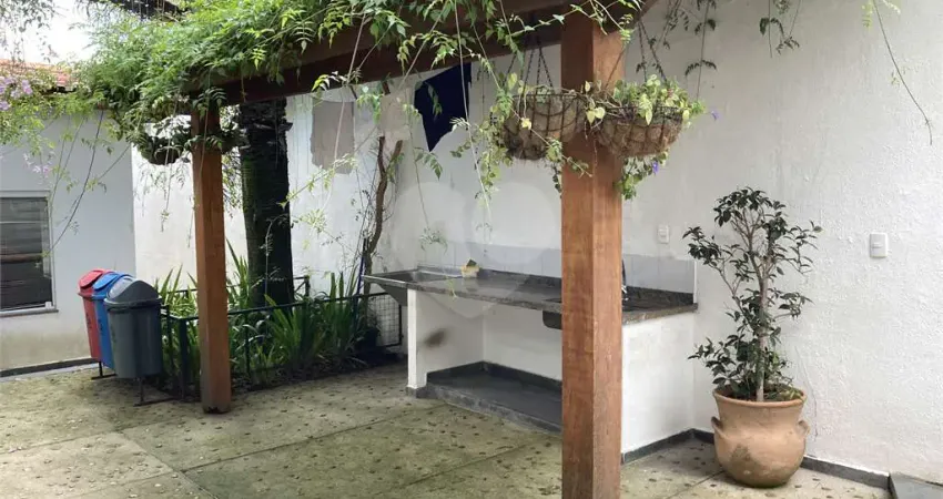 Casa com 3 quartos à venda na Rua André Mendes, --, Saúde, São Paulo
