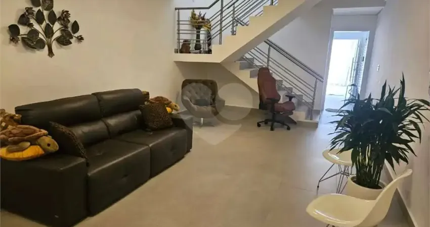 Casa com 3 quartos à venda na Rua Demóstenes, --, Campo Belo, São Paulo