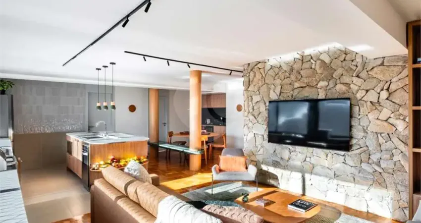 Perdizes / reformado / 3 dormitórios / 1 suíte / 1 vaga de garagem