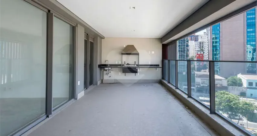 Apartamento de 160 m² com 3 suítes, sala com terraço e churrasqueira, 3 vagas de garagem e depósito no triad vila nova conceição