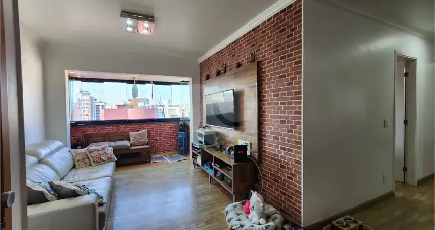 Apartamento com 3 quartos à venda na Rua João Moura, --, Pinheiros, São Paulo