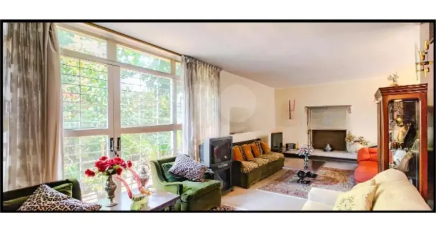 Oportunidade no jardim paulistano! sobrado com 258m² área construída e 200m² área total e com 2 vagas.