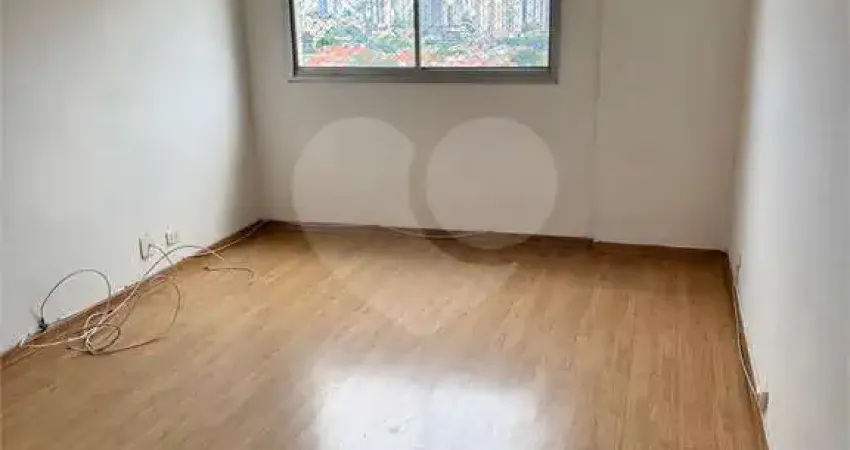 Apartamento com 2 quartos à venda na Rua Nilo, --, Aclimação, São Paulo