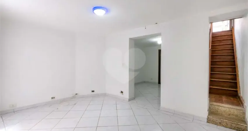 Casa à venda na Rua Doutor Franco da Rocha, --, Perdizes, São Paulo