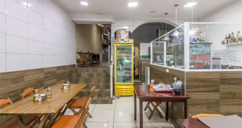 Casa com 3 quartos à venda na Rua Turiassu, --, Perdizes, São Paulo