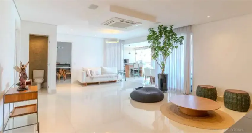 Apartamento à venda de 194 m² no campo belo de 3 suites e 3 vagas.