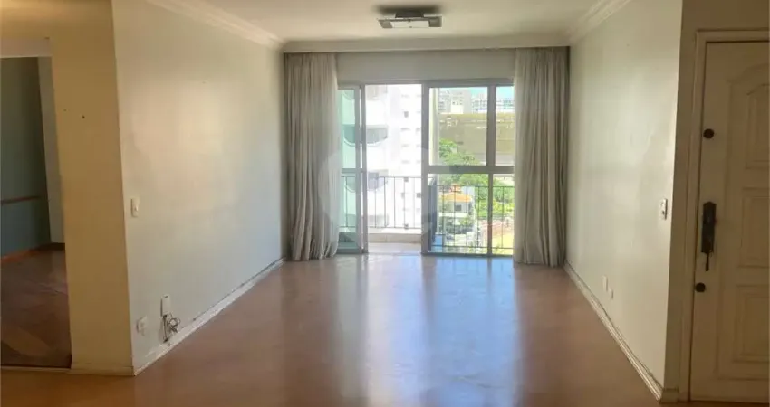 Apartamento à venda em moema índios, 165 m², 4 dormitórios 1 suíte, sacada, 2 vagas, com lazer e fora da rota dos aviões.