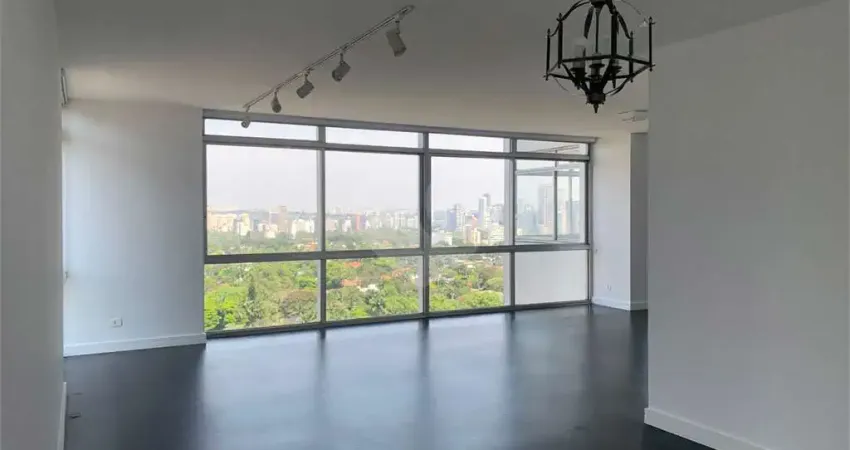 Apartamento único em um condomínio icônico no jardins, 4 quartos com 2 suítes, 2 vagas