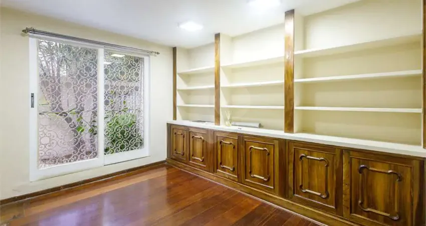 Casa com 3 quartos à venda na Rua Carlos Cyrillo Júnior, --, Morumbi, São Paulo