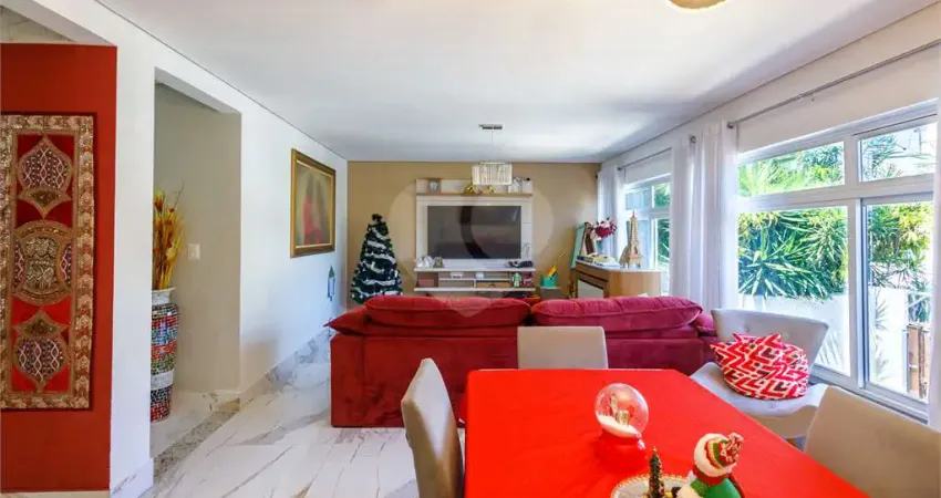 Casa com 3 quartos à venda na Rua Fonseca da Costa, --, Saúde, São Paulo