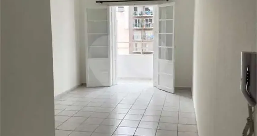 Apartamento com 2 quartos à venda na Rua Tabapuã, --, Itaim Bibi, São Paulo