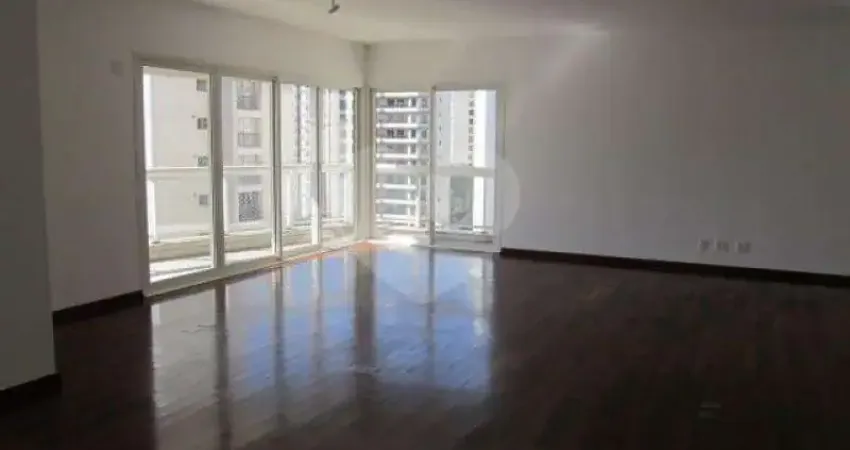 Apartamento com 3 quartos à venda na Rua Balthazar da Veiga, --, Vila Nova Conceição, São Paulo
