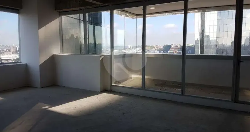 Sala comercial para alugar na Chácara Santo Antônio, São Paulo