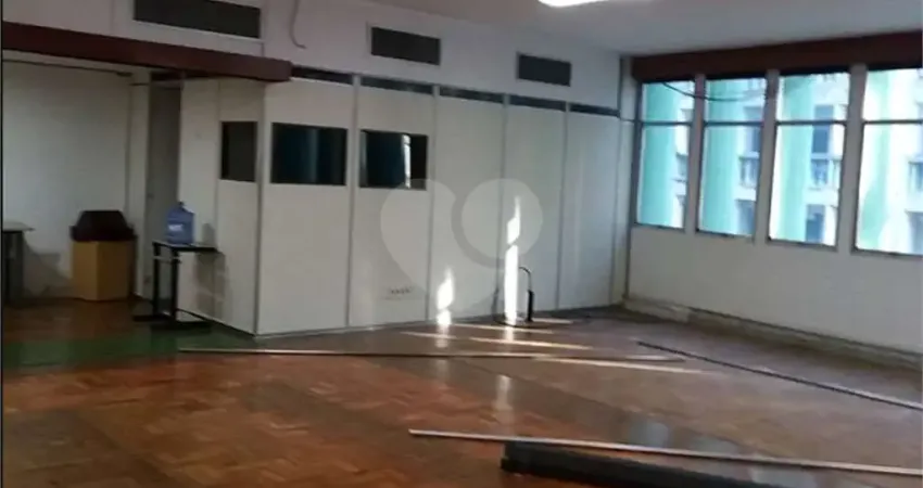 Prédio para alugar na Rua Frutas de Santo Amaro, --, Bela Vista, São Paulo