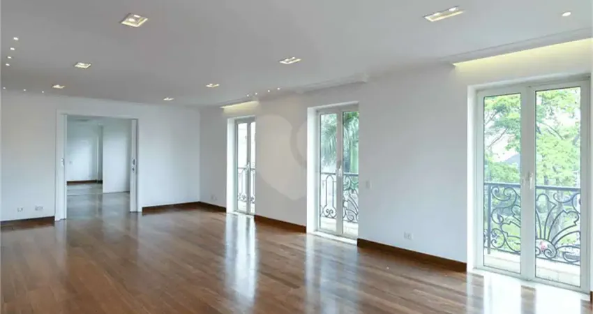 Apartamento com 4 quartos para alugar no Jardim Paulista, São Paulo