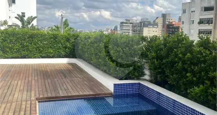 Cobertura com 3 quartos para alugar na Vila Nova Conceição, São Paulo