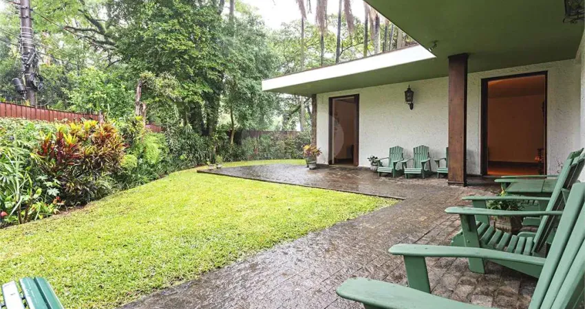 Casa com 4 quartos à venda em Alto de Pinheiros, São Paulo