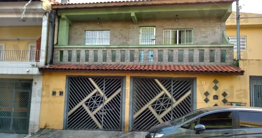 Casa com 3 quartos para alugar na Vila Silviânia, Carapicuíba