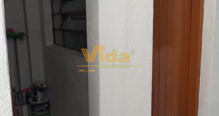 Casa com 2 quartos à venda no Km 18, Osasco 