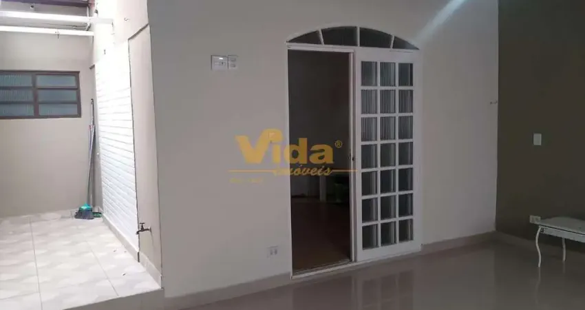 Casa com 3 quartos para alugar no Pestana, Osasco 