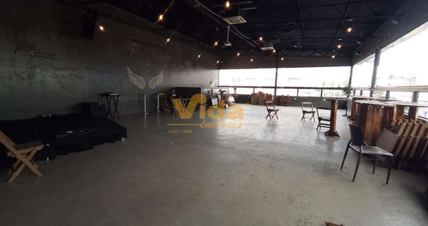 Casa comercial à venda no Km 18, Osasco