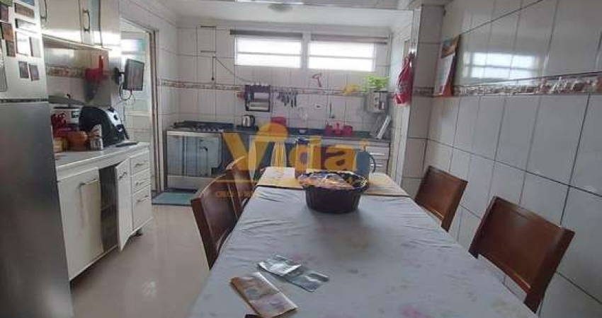 Casa Assobradada em Quitaúna - Osasco, SP