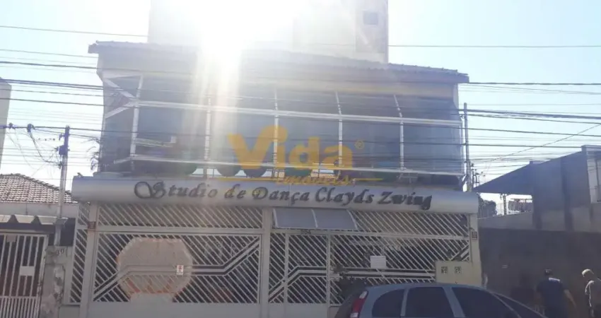 Casa comercial à venda no Km 18, Osasco