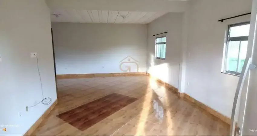 Casa à venda no bairro Taquara, em Duque de Caxias - RJ