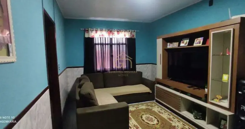Casa com 3 quartos à venda na Rua Guarulhos, Taquara, Duque de Caxias