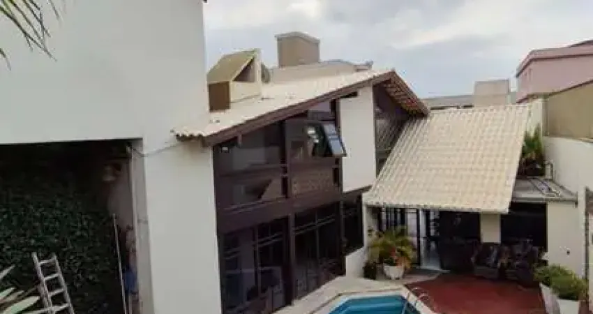 Casa com 4 quartos à venda no Floresta, Joinville 