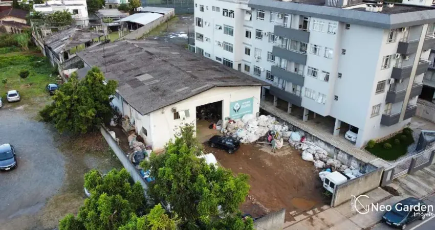 Barracão / Galpão / Depósito à venda no Saguaçu, Joinville 