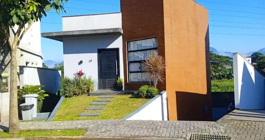 Casa em condomínio fechado com 3 quartos à venda na Vila Nova, Joinville 
