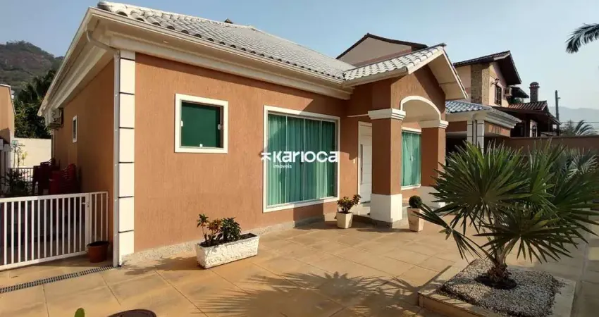 Fazenda Passaredo. Casa linear, porteira fechada e pronta para morar!