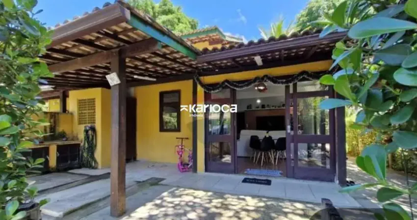 Casa em condomínio fechado com 3 quartos à venda na Praça Vargem Grande, 65, Vargem Grande, Rio de Janeiro