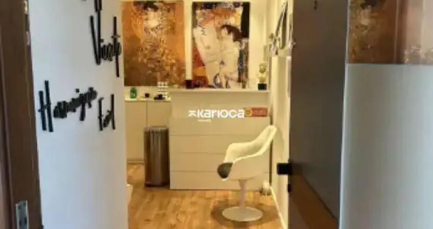 Sala comercial de estilo único na Barra da Tijuca