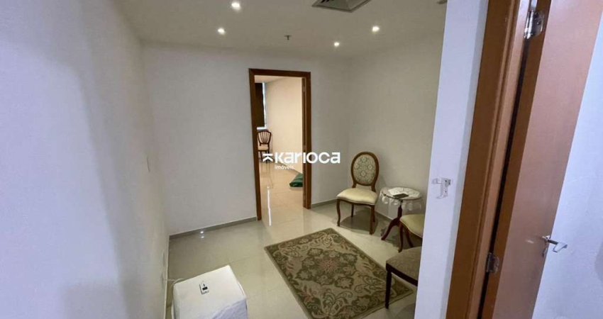 Sala Comercial de 27m² - Av. Embaixador Abelardo Bueno!