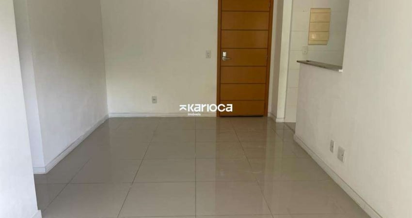 Apartamento 2 Quartos c/ Varanda e Vaga | Condomínio com Segurança 24h e Lazer Completo