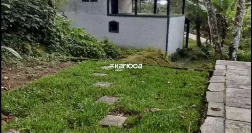 Apartamento com 3 quartos à venda na Rua Lauro Klupel, 100, Monte Oliveti, Guapimirim