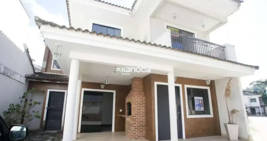 Casa em condomínio fechado com 4 quartos à venda na Rua Lícia de Alvarenga, 16, Freguesia (Jacarepaguá), Rio de Janeiro