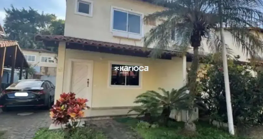 Casa duplex 3 quartos em condomínio fechado no pechincha – 103m² , lazer completo!