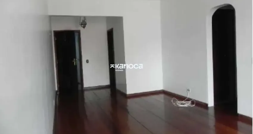 Apartamento com 2 quartos com dependência à venda- pechincha!!!