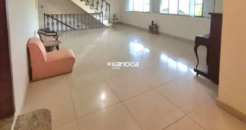 Casa com 5 quartos para alugar na Rua Esperantina, 268, Jardim Sulacap, Rio de Janeiro