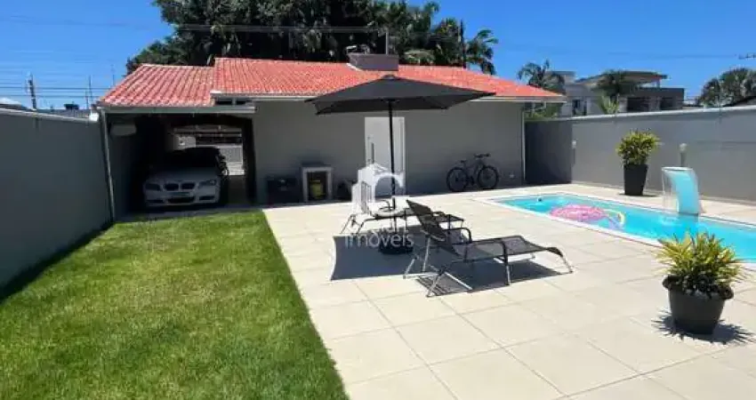 Casa com 3 quartos à venda na Avenida Prefeito José Juvenal Mafra, Centro, Navegantes